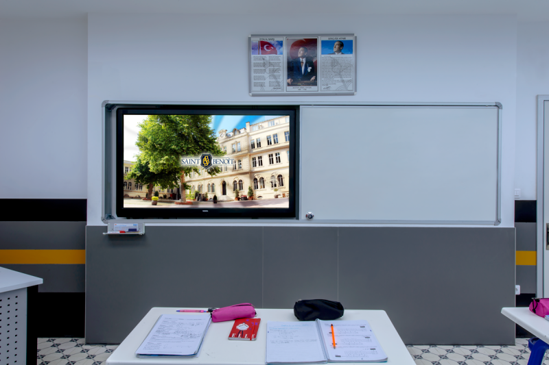 ⁦Interactive LED Smart Board With 65" Frame⁩ - الصورة ⁦2⁩